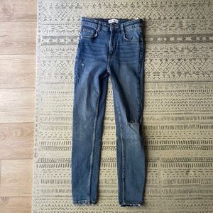 Zara Vintage High Waisted Skinny Size 4